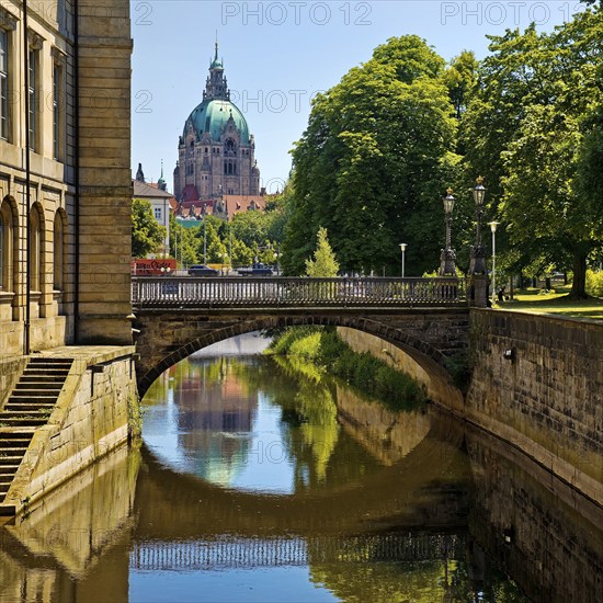 Castle Bridge with the River Leine and the New Town Hall, State Capital Hannover, Lower Saxony, Germany, Europe