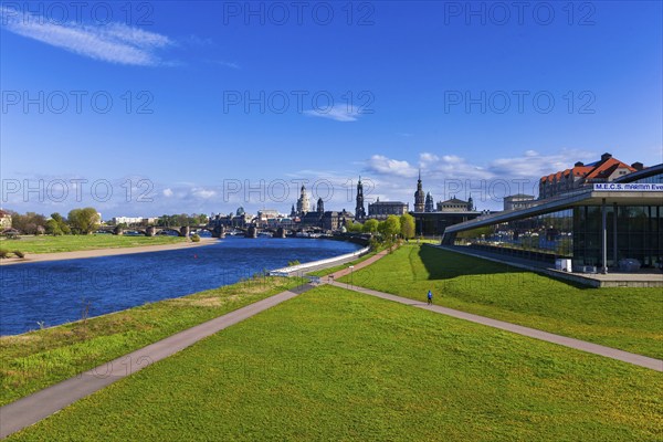Elbe Cycle Route in Dresden