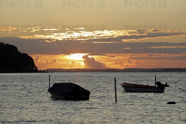 Sunset over the Baltic Sea, boats, Habernis, Steinberg, Schleswig-Holstein, Germany, Europe