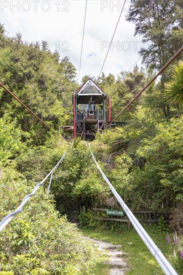 Buller Gorge Swingbridge, Buller River, Murchison, Neuseeland