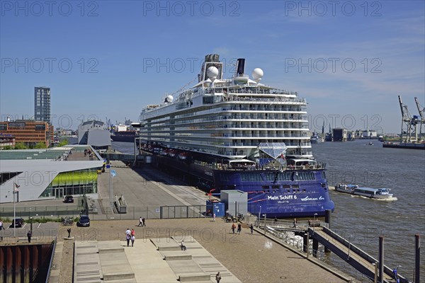 Germany, Hamburg, harbour, cruise ship, Mein Schiff 6, Europe