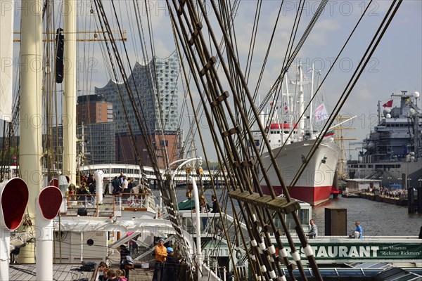 Europe, Germany, Hamburg, Elbe, Museum ship, Windjammer Rickmer Rickmers, View of the Elbe Philharmonic Hall, Hamburg, Hamburg, Federal Republic of Germany, Europe