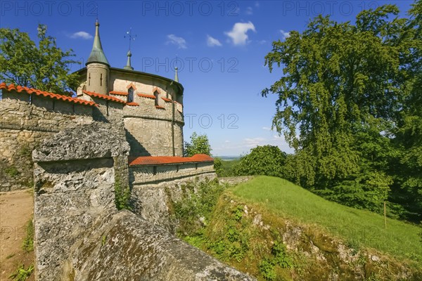 Lichtenstein Castle, fairytale castle of Württemberg, historicist building, landmark of the Swabian Alb, Honau, Lichtenstein, Reutlingen district, Baden-Württemberg, Germany, Europe
