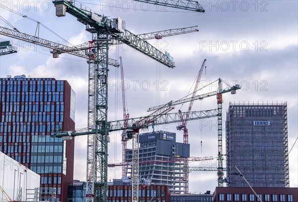Construction sites in the east of Hafencity Hamburg, office building, new district on the Elbe, on the site of the former free harbour, residential units for 14, 000 people, 3, 000 hotel beds, 45, 000 jobs, Hamburg, Germany, to be built here by the 2030s, Europe