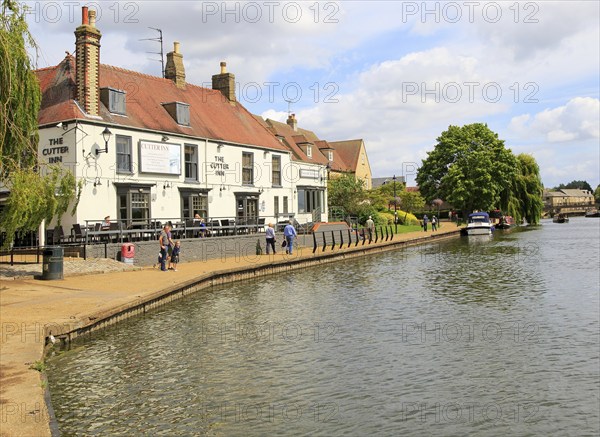 The Cutter Inn, River Great Ouse, Ely, Cambridgeshire, England, UK