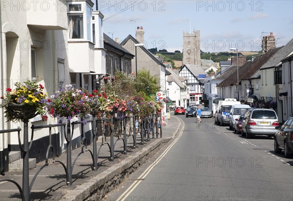 Moretonhampstead village street, Dartmoor national park, Devon, England, UK