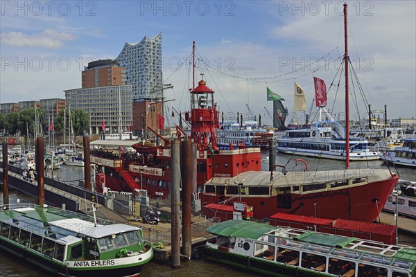 Germany, Hamburg, HafenCity, Kehrwiederspitze, Elbphilharmonie, Europe