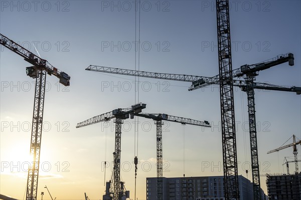 Construction sites in the east of Hafencity Hamburg, office building, new district on the Elbe, on the site of the former free harbour, residential units for 14, 000 people, 3, 000 hotel beds, 45, 000 jobs, Hamburg, Germany, to be built here by the 2030s, Europe