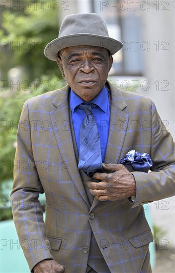 Sapeur, member of the Société des Ambianceurs et des Personnes élégantes (SAPE), society of entertainers and stylish people, Brazzaville, Republic of Congo