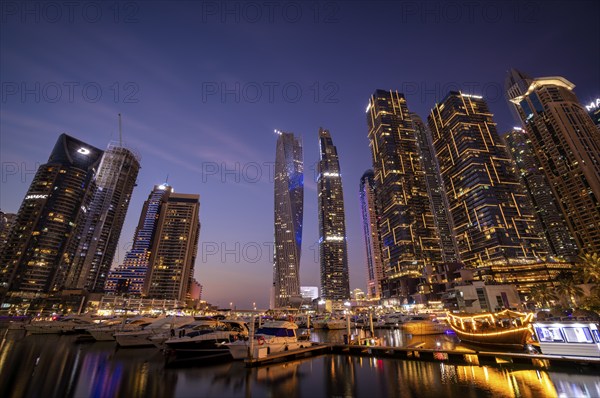 Night shot, Marina, Skyline, Cayan Tower, DAMAC Heights, Logo, Dubai Marina, Dubai, United Arab Emirates, VAR, Asia