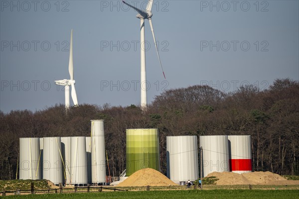Construction of a wind turbine, Enercon steel pillar, near Kerken, Kleve district, Lower Rhine, North Rhine-Westphalia, Germany, Europe