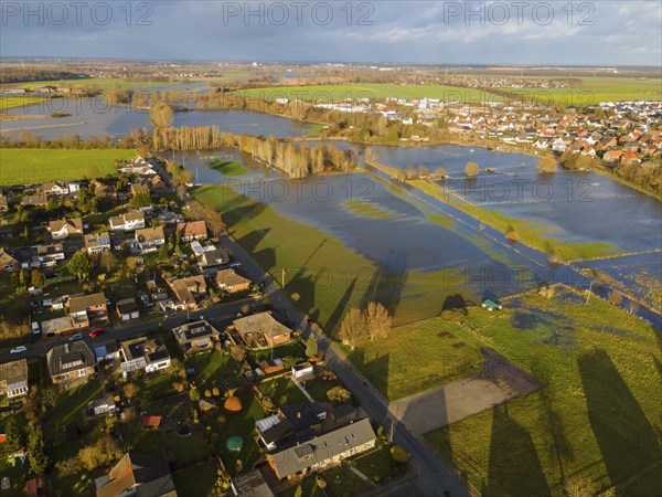 Aerial view of residential area next to lakes due to flooding, under cloudy sky, Christmas, 2023, Fuhse, Ölsburg, Ilsede, Peine, Lower Saxony, Germany, Europe