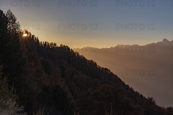 Sunset, view of the Rhone valley with Dent zu Midi group, Riddes, Valais, Switzerland, Europe