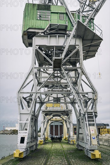 Transport crane in port, economy, foreign trade, trade, economic crisis, global economy, loading, transport, Antwerp, Belgium, Europe