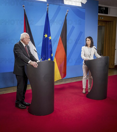 Annalena Bärbock (Alliance 90/The Greens), Federal Foreign Minister, meets Palestinian Foreign Minister Riyad al Maliki at the Federal Foreign Office. 'Photographed on behalf of the Federal Foreign Office'