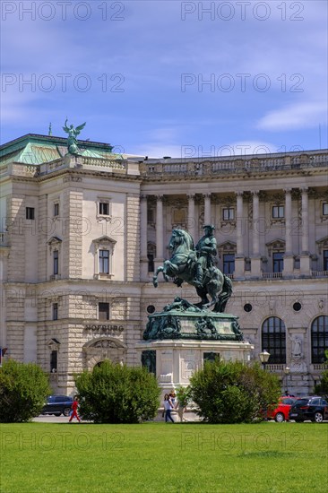 Heldenplatz, Hofburg Imperial Palace, with equestrian monument to Archduke Karl, 1st district, Vienna, Austria, Europe