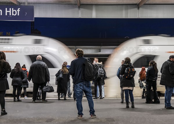 Station, RRX regional express train on platform, passengers, Essen, North Rhine-Westphalia, Germany, Europe