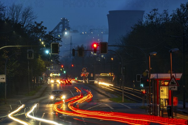 Hüttenwerke Krupp Mannesmann, HKM, blast furnaces, cooling tower, in Duisburg-Hüttenheim, view over Ehinger Straße, North Rhine-Westphalia, Germany, Europe