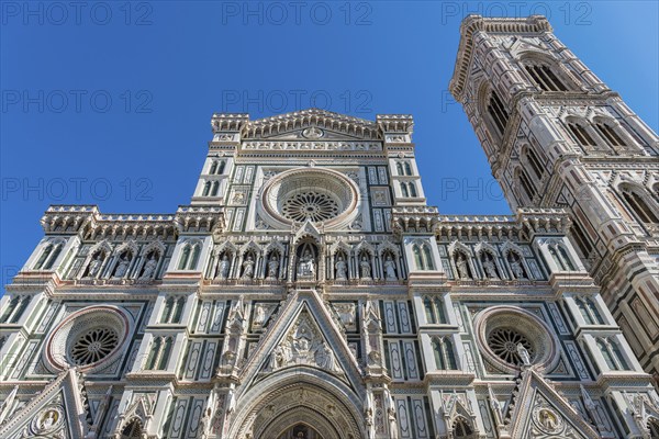 Cathedral of Santa Maria del Fiore, Duomo, building, architecture, history, culture, architecture, art, tourism, city trip, blue sky, Florence, Tuscany, Italy, Europe