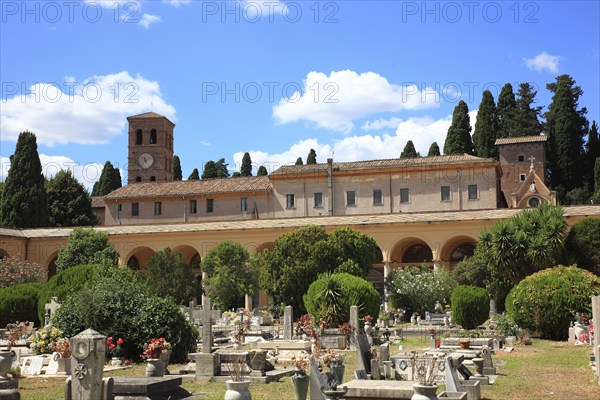 Campo Verano, Cimitero Comunale Monumentale Campo Verano, the largest cemetery in Rome in the Tibertino district, Italy, Europe