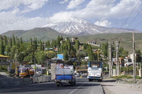 View of the snow-covered 5671 metre high Damavand mountain, Iran, 17.05.2016, Asia