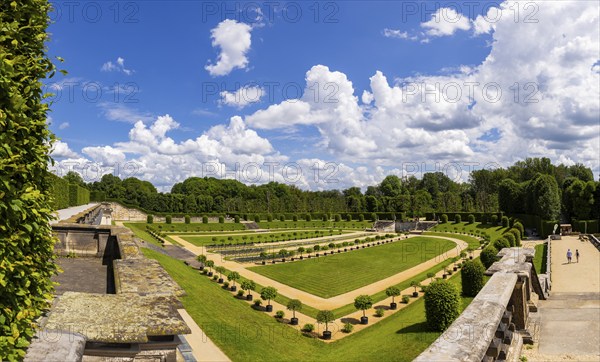 The Grosssedlitz Baroque Garden with the Friedrich Palace is located on a hill on the left bank of the Elbe to the south-east of Dresden in Grosssedlitz, which belongs to the town of Heidenau in the Free State of Saxony, Grosssedlitz Baroque Garden, Heidenau, Saxony, Germany, Europe
