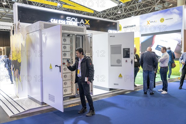 Smart Storage, electricity storage modules at the Solar Solutions Düsseldorf trade fair, over 250 international exhibitors present products and services from the solar industry, Smart Storage, EV Charging and Green HVAC to a trade audience of users and dealers, Düsseldorf, North Rhine-Westphalia, Germany, Europe