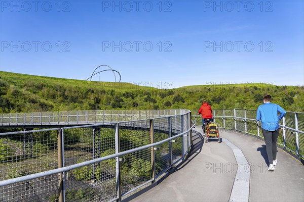The Hoheward spoil tip, main part of the Hoheward Landscape Park, balcony promenade, arched bridge, Herten, North Rhine-Westphalia, Germany, Europe