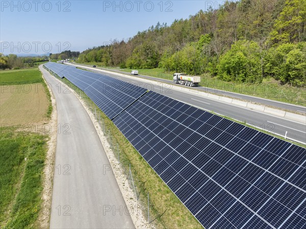 Aerial photo, solar modules, solar park, photovoltaics, power generation from solar energy on a noise barrier on the B33 federal road between Markelfingen and Allensbach, Constance district, Baden-Württemberg, Germany, Europe