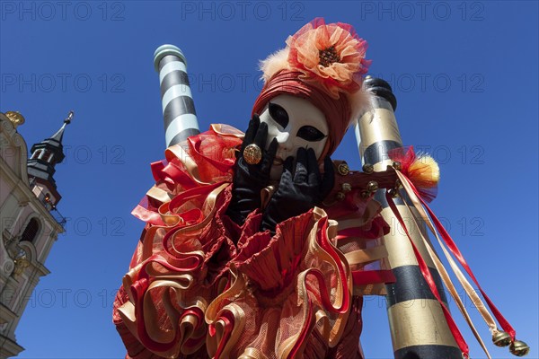 Venetian carnival mask and costume at the Venetian fair on the historic market square, Ludwigsburg, Baden-Württemberg, Germany, Europe