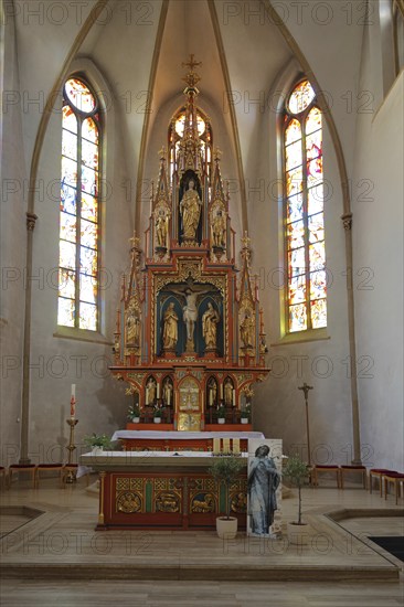 Interior view and chancel of the neo-Gothic St. Mary's Church in Neustadt an der Weinstraße, Rhineland-Palatinate, Germany, Europe
