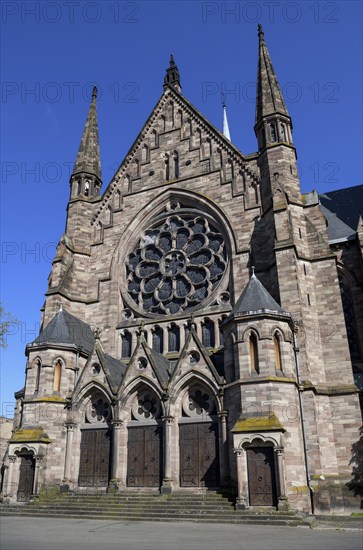 Side portal of the Église Saint-Paull, Calvinist church, Strasbourg, Département Bas-Rhin, Alsace, France, Europe