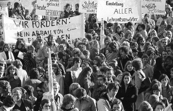 Concerned about their jobs, more than a thousand teachers from North Rhine-Westphalia demonstrated in Düsseldorf, Germany, on 26 September 1975, Europe