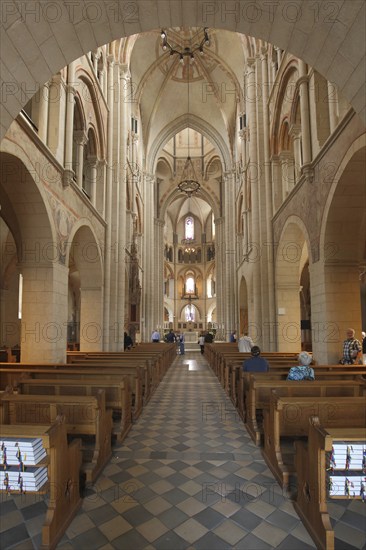 Interior view of the High Romanesque early Gothic cathedral, Old Town, Limburg, Hesse, Germany, Europe