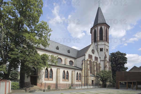 Neo-Gothic Church of the Sacred Heart in Gustavsburg, Hesse, Germany, Europe