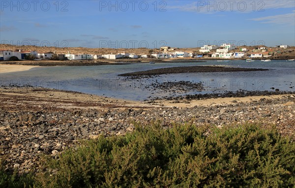 Small fishing village of Majanicho on the north coast, Fuerteventura, Canary Islands, Spain, Europe