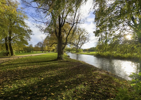 English Garden in autumn, Schwabinger Bach, Munich, Bavaria, Germany, Europe