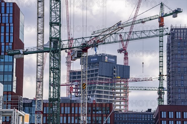 Construction sites in the east of Hafencity Hamburg, office building, new district on the Elbe, on the site of the former free harbour, residential units for 14, 000 people, 3, 000 hotel beds, 45, 000 jobs, Hamburg, Germany, to be built here by the 2030s, Europe