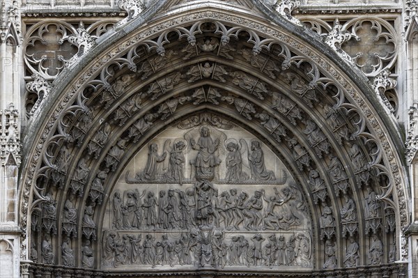 Cathedral of Our Lady, Onze-Lieve-Vrouwekathedraal, detailed view above the main portal, Gothic, UNESCO World Heritage Site, Antwerp, Belgium, Europe