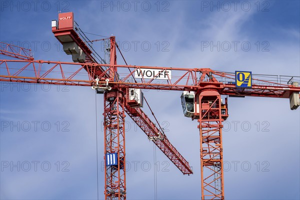 Large construction site, in the so-called Literaturviertel offices and flats between Sachsenstraße and Bert-Brecht-Straße, construction cranes, shell construction, in Essen, North Rhine-Westphalia, Germany, Europe