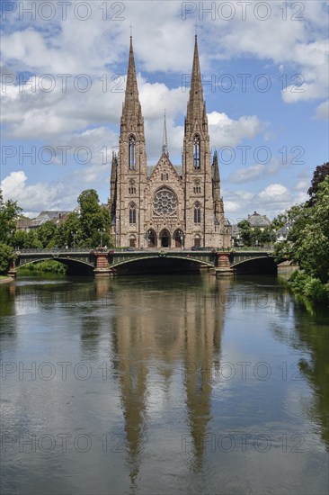 Église Saint-Paul on the Ill, Calvinist church, Strasbourg, Département Bas-Rhin, Alsace, France, Europe