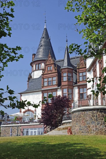Europe, Germany, Mecklenburg-Western Pomerania, Klink Castle on the Müritz near Waren, castle hotel, built in 1898, Waren, Mecklenburg-Western Pomerania, Germany, Europe