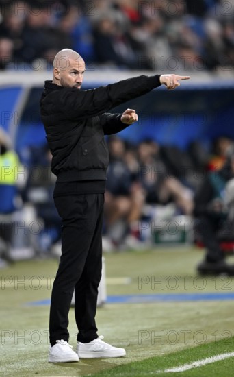Coach Christian Ilzer TSG 1899 Hoffenheim on the sidelines Gesture Gesture PreZero Arena, Sinsheim, Baden-Württemberg, Germany, Europe