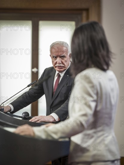 Annalena Bärbock (Alliance 90/The Greens), Federal Foreign Minister, meets Palestinian Foreign Minister Riyad al Maliki at the Federal Foreign Office. 'Photographed on behalf of the Federal Foreign Office'
