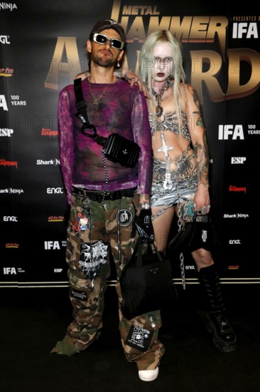 Mimi Barks with company at the Metal Hammer Awards 2024 in the Uber Eats Music Hall. Berlin, 31.08.2024