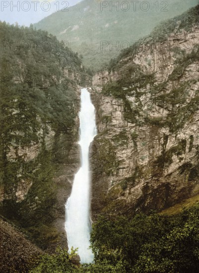 Stalheimskleven, Stalheimskleiva, Norway, View from 1885, Historical, digitally restored reproduction from a 19th century original, Record date not stated, Europe