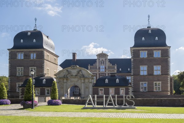 Ahaus Baroque and moated castle, today the seat of the Ahaus Technical Academy, Ahaus, Münsterland, North Rhine-Westphalia, Germany, Europe