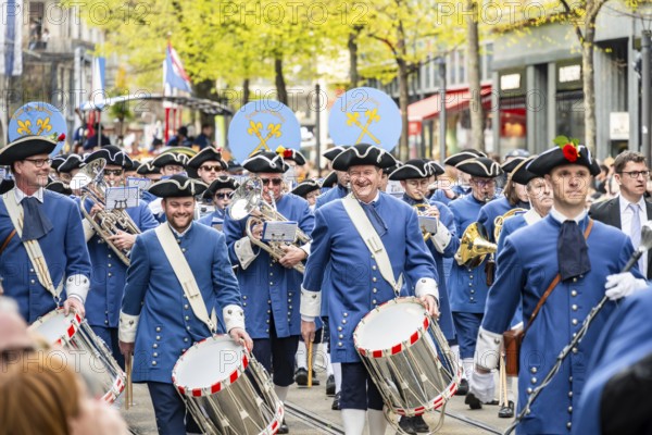 Parade of historically costumed guildsmen, Sechseläuten or Sächsilüüte, Zurich Spring Festival, Zurich, Switzerland, Europe