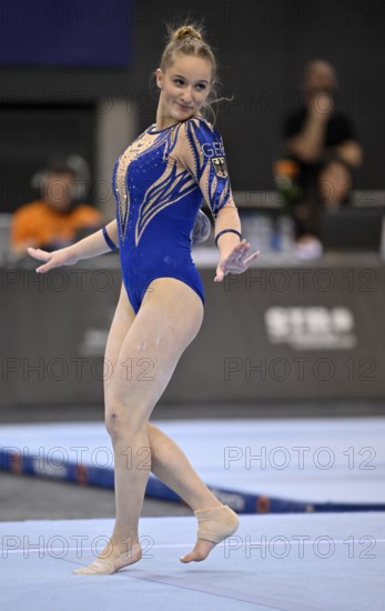 Karina Schönmaier GER floor, floor gymnastics, gymnastics, artistic gymnastics, gymnasts, woman, EnBW DTB-Pokal, Porsche-Arena, Stuttgart, Baden-Württemberg, Germany, Europe