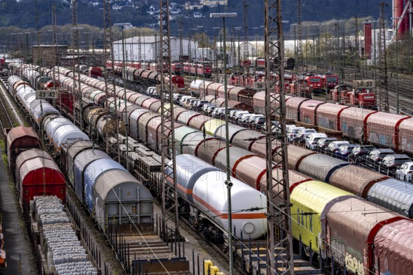 The Hagen-Vorhalle marshalling yard, one of the 9 largest in Germany, is located on the Wuppertal-Dortmund railway line and has 40 directional tracks on which goods trains are assembled, North Rhine-Westphalia, Germany, Europe